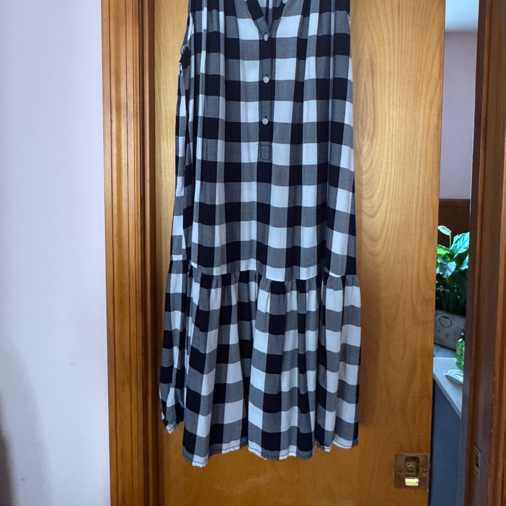 LOFT White and Blue Sleeveless V-Neck Sundress